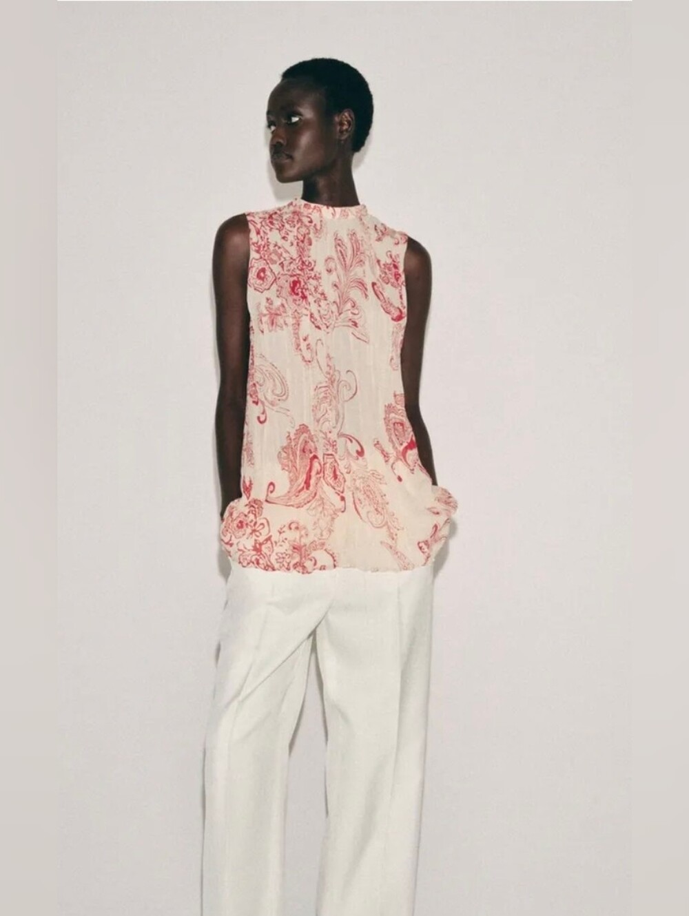 Zara-S-Sleeveless Cream and Coral Paisley Pleated Top